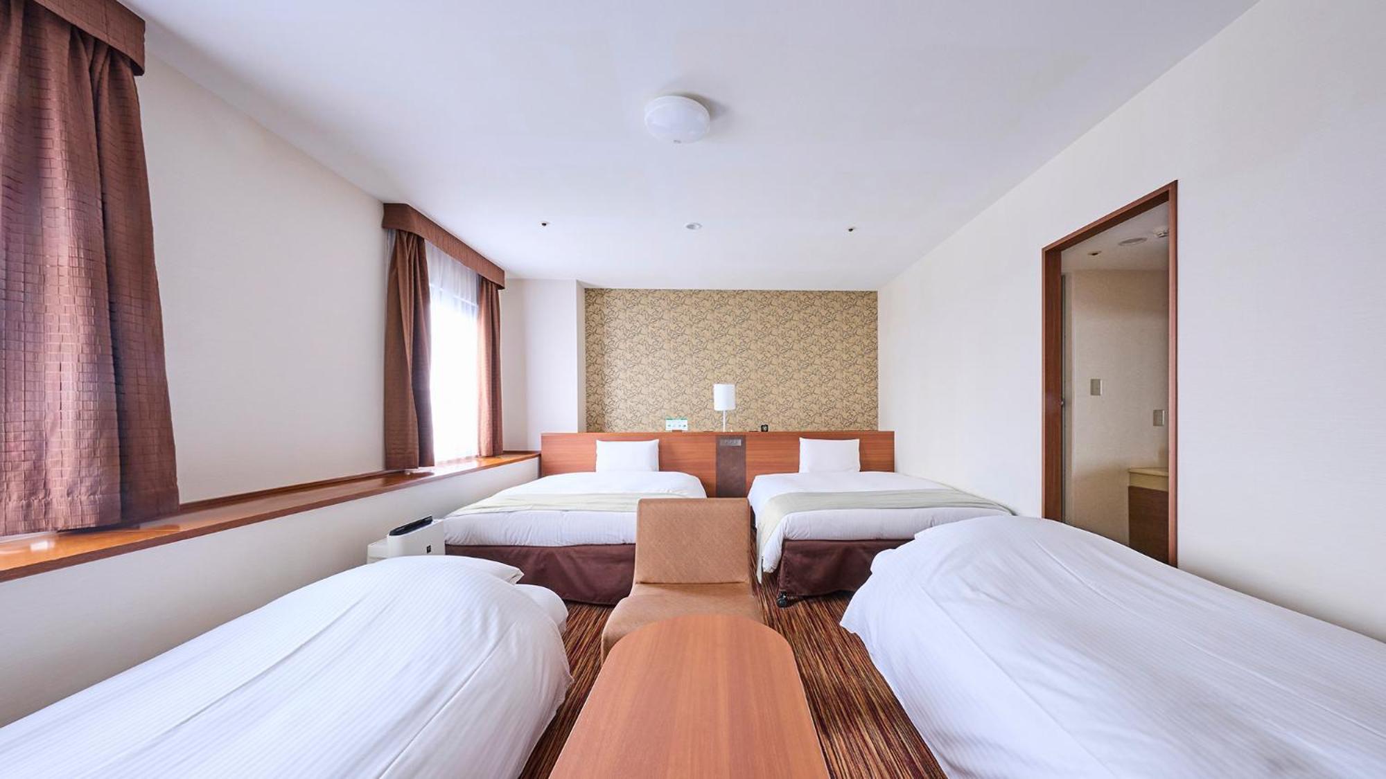 Vessel Inn Yachiyo Katsudai Station Bagian luar foto