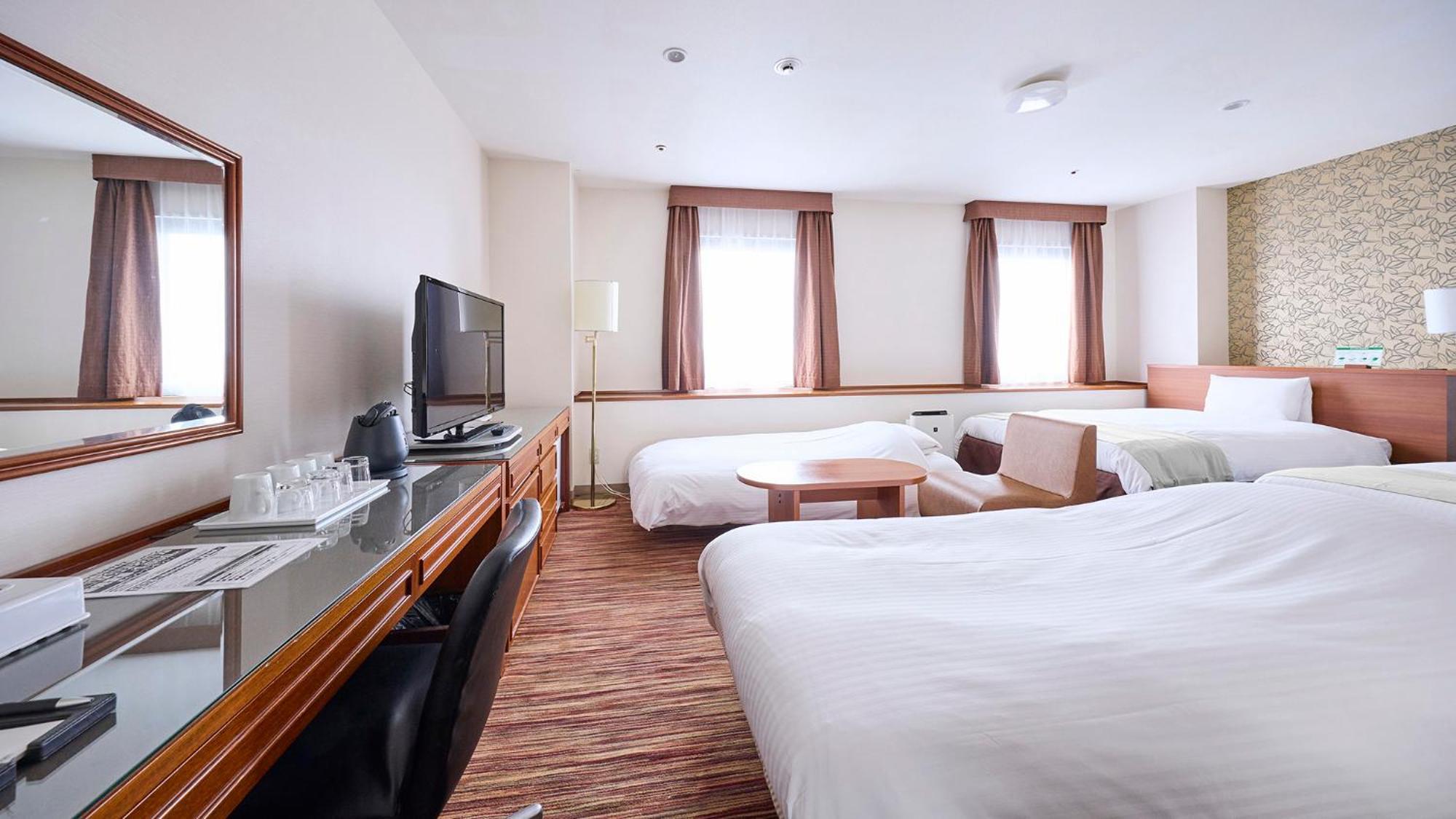 Vessel Inn Yachiyo Katsudai Station Bagian luar foto